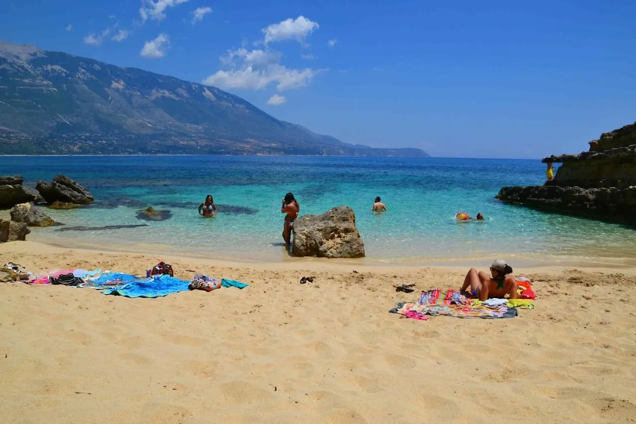 Kefalonia Apartments - Marias Studios - 2 Bedroom Apartment In Orchard, Spartia 0*, Spartia (Kefalonia) Greece